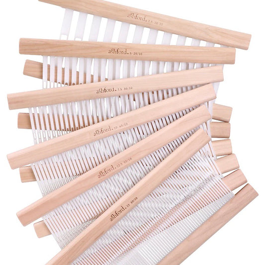 Choosing the right reed for your rigid heddle weaving project